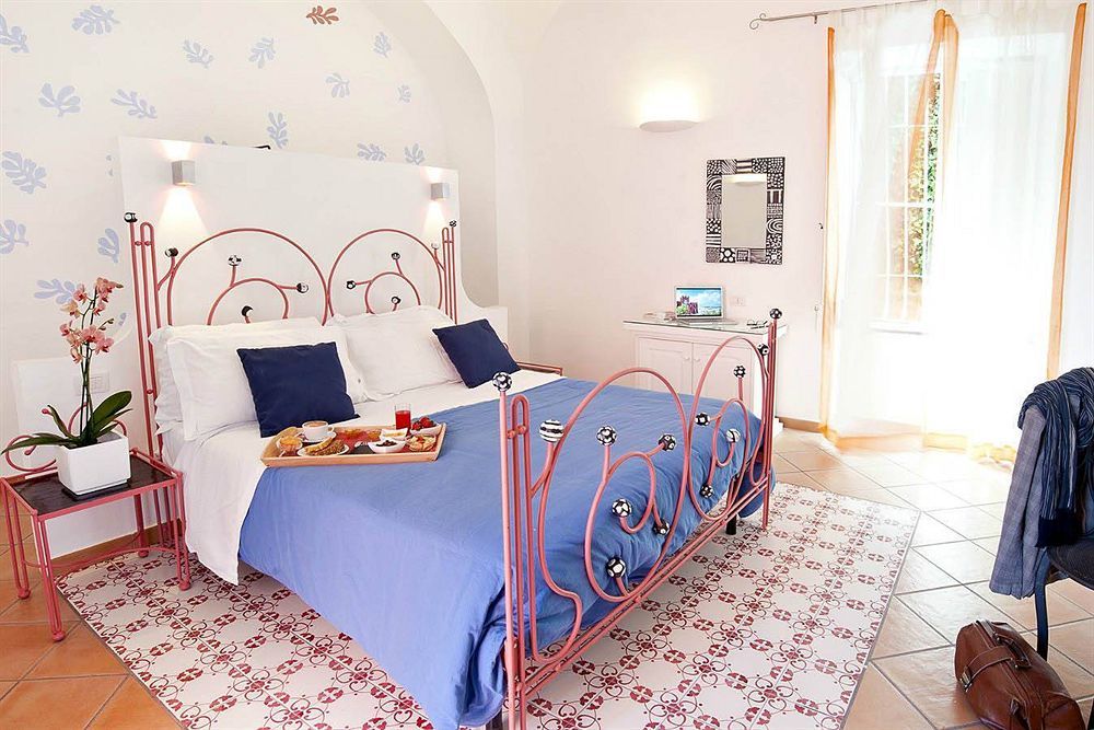 Albergo 'La Vigna' โปรชิดา ภายนอก รูปภาพ
