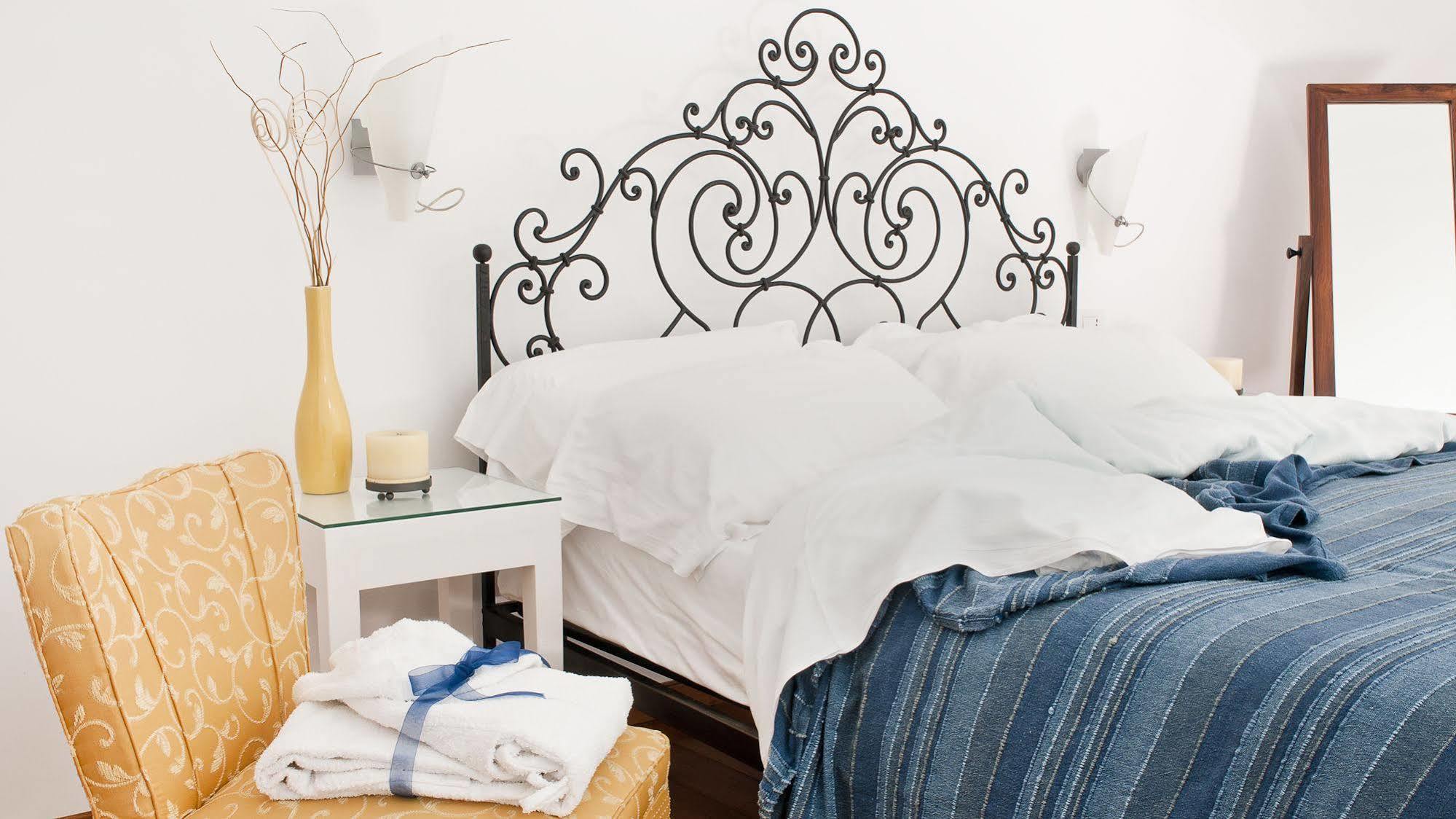 Albergo 'La Vigna' โปรชิดา ภายนอก รูปภาพ